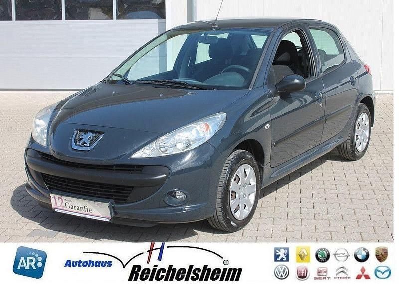 Grau Gebraucht 2009 Peugeot 206+ Kleinwagen | 3.999 € - Bild 1/4