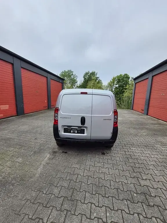 Gebraucht Peugeot Bipper 92 PS (67 kW) 2010 Blau Van / Kleinbus