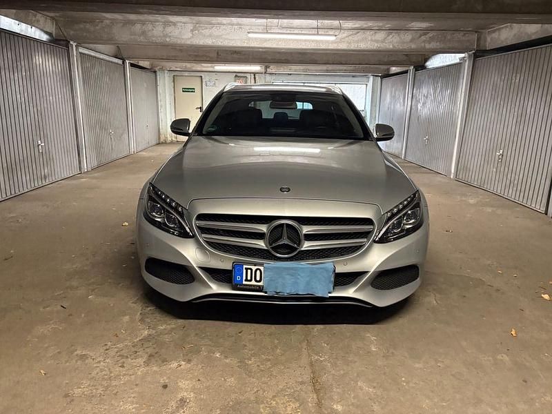 Silber Gebraucht 2016 Mercedes C220 Avantgarde Kombi | 17.990 € (Fairer Preis) - Bild 1/4