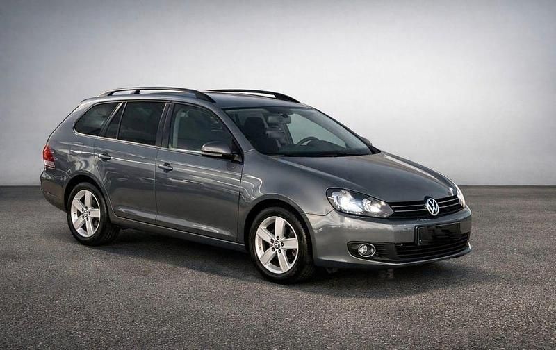 Gebraucht VW Golf VI Match 122 PS (89 kW) 2012 Grau Kleinwagen