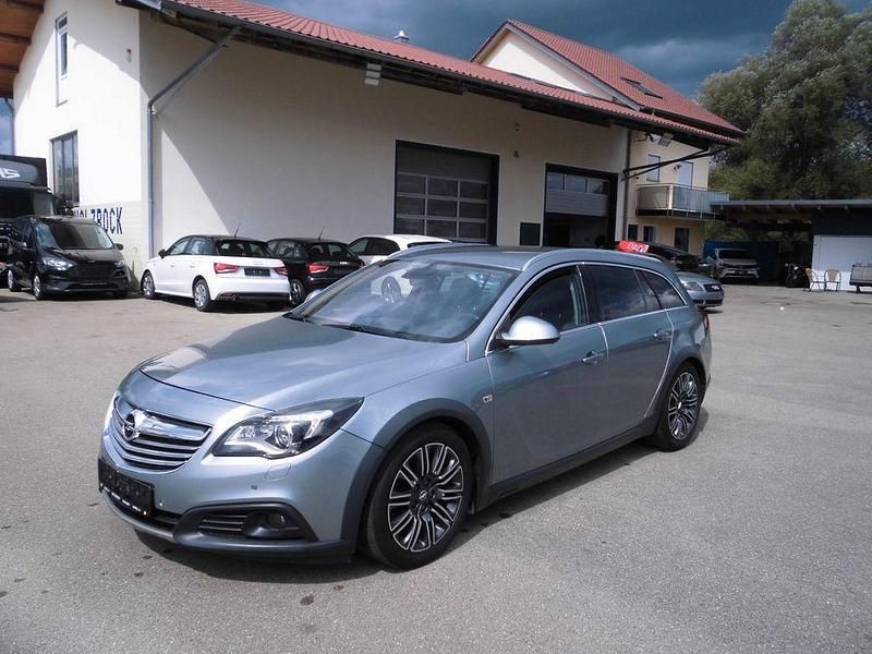 Silber Gebraucht 2014 Opel Insignia Country Tourer Kombi | 6.990 € (Fairer Preis) - Bild 1/4