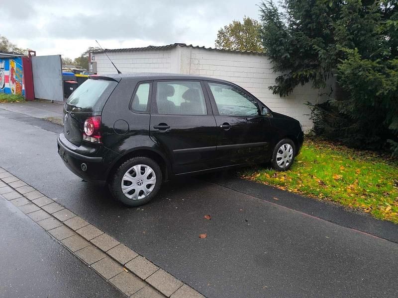Gebraucht VW Polo 54 PS (39 kW) 2006 Schwarz Kleinwagen