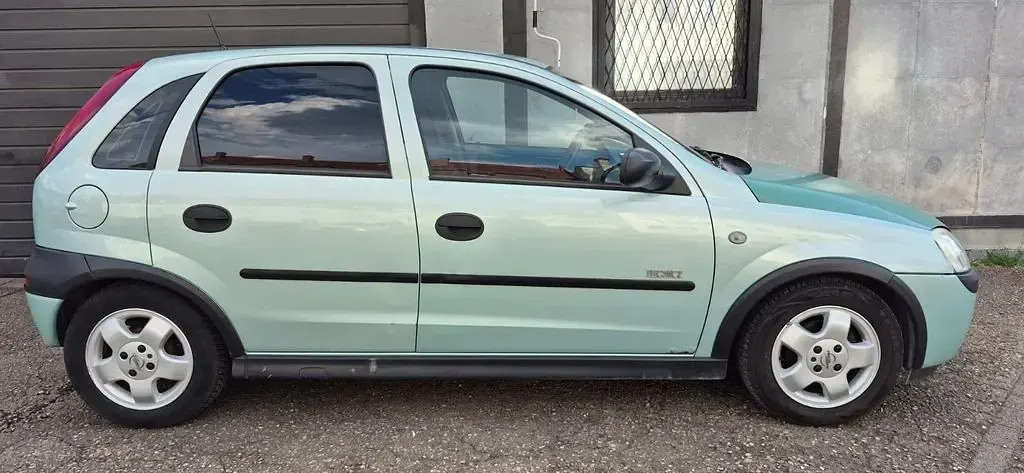Gebraucht Opel Corsa Comfort 75 PS (55 kW) 2001 Grün Kleinwagen