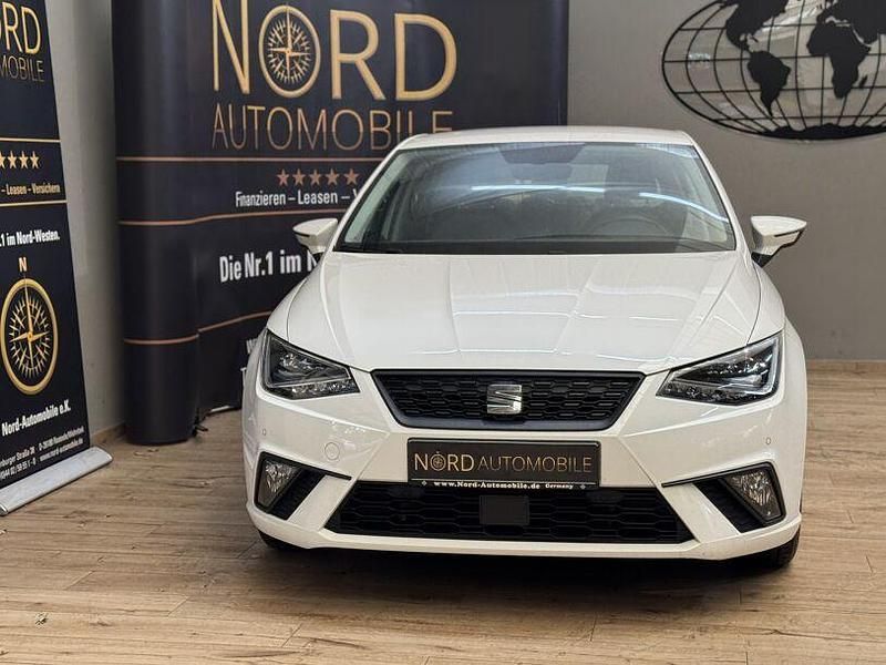 Weiss Gebraucht 2021 Seat Ibiza Style Limousine | 13.899 € (Fairer Preis) - Bild 1/3