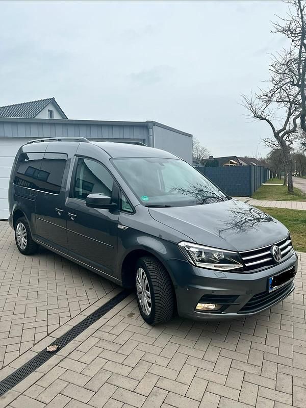 Gebraucht VW Caddy Maxi 150 PS (110 kW) 2016 Grau Van / Kleinbus