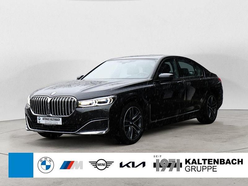 Grau Gebraucht 2019 BMW 730 Limousine | 41.890 € (Fairer Preis) - Bild 1/3