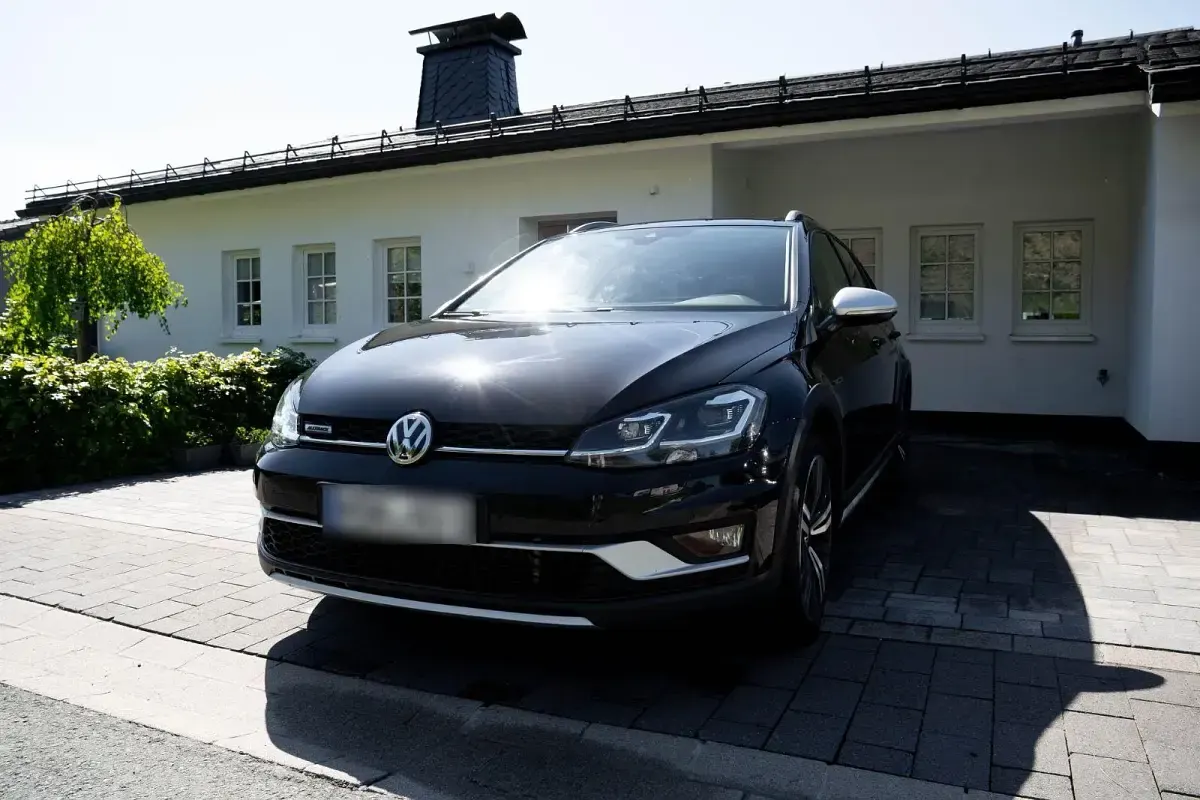 Gebraucht VW Golf Alltrack 184 PS (135 kW) 2019 Schwarz Kombi