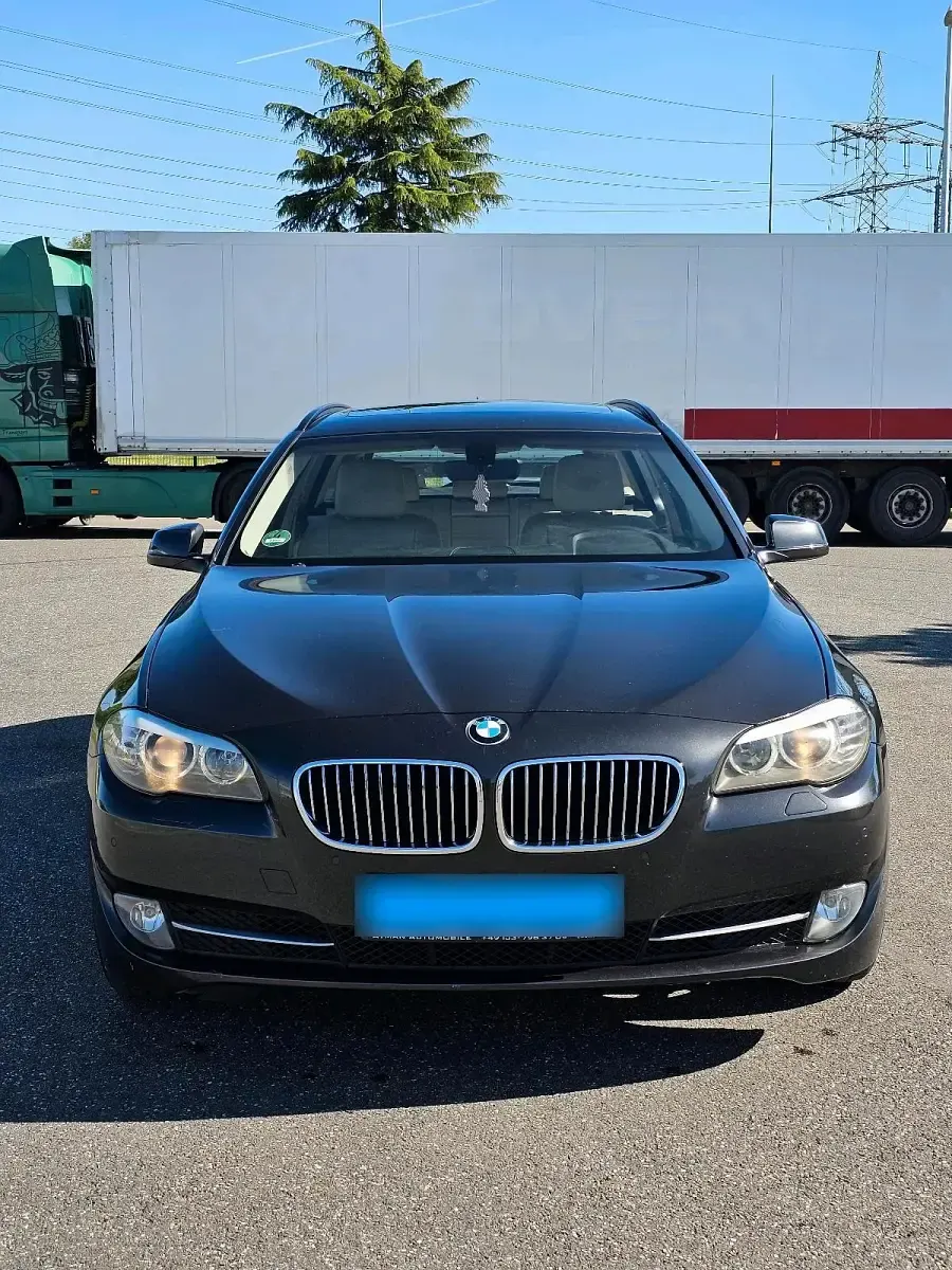 Second-hand BMW 520 184 CP (135 kW) 2012 Gri Break
