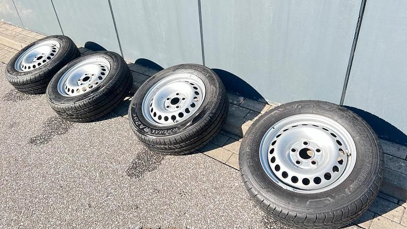 Gebraucht VW Transporter 150 PS (110 kW) 2019 Weiß Van