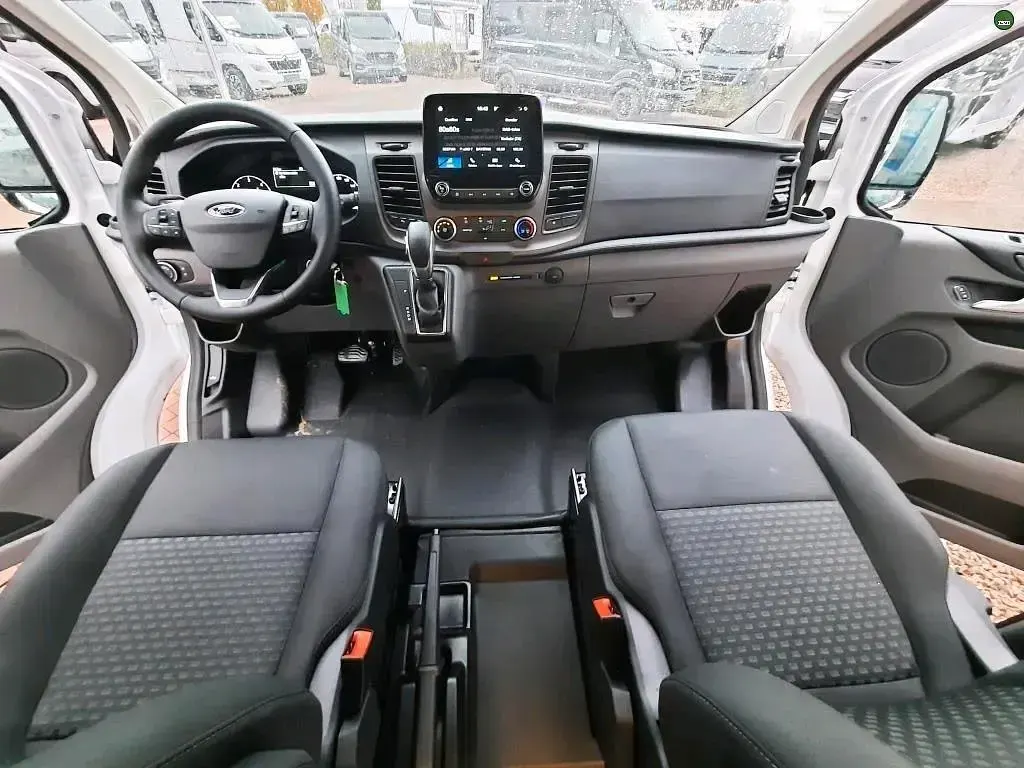 Gebraucht Ford Transit Custom 150 PS (110 kW) 2024 Weiß Limousine