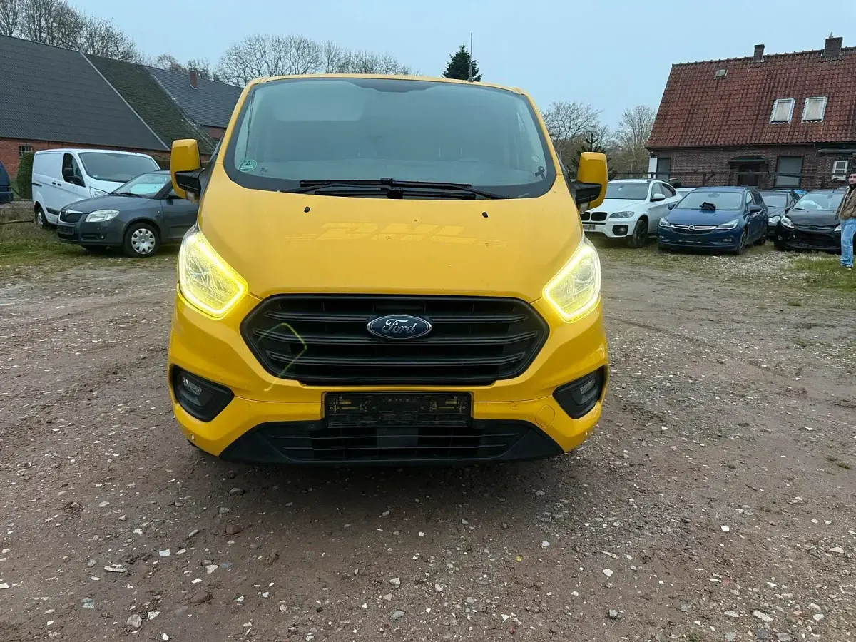 Gebraucht Ford Transit 131 PS (96 kW) 2018 Weiß Van / Kleinbus