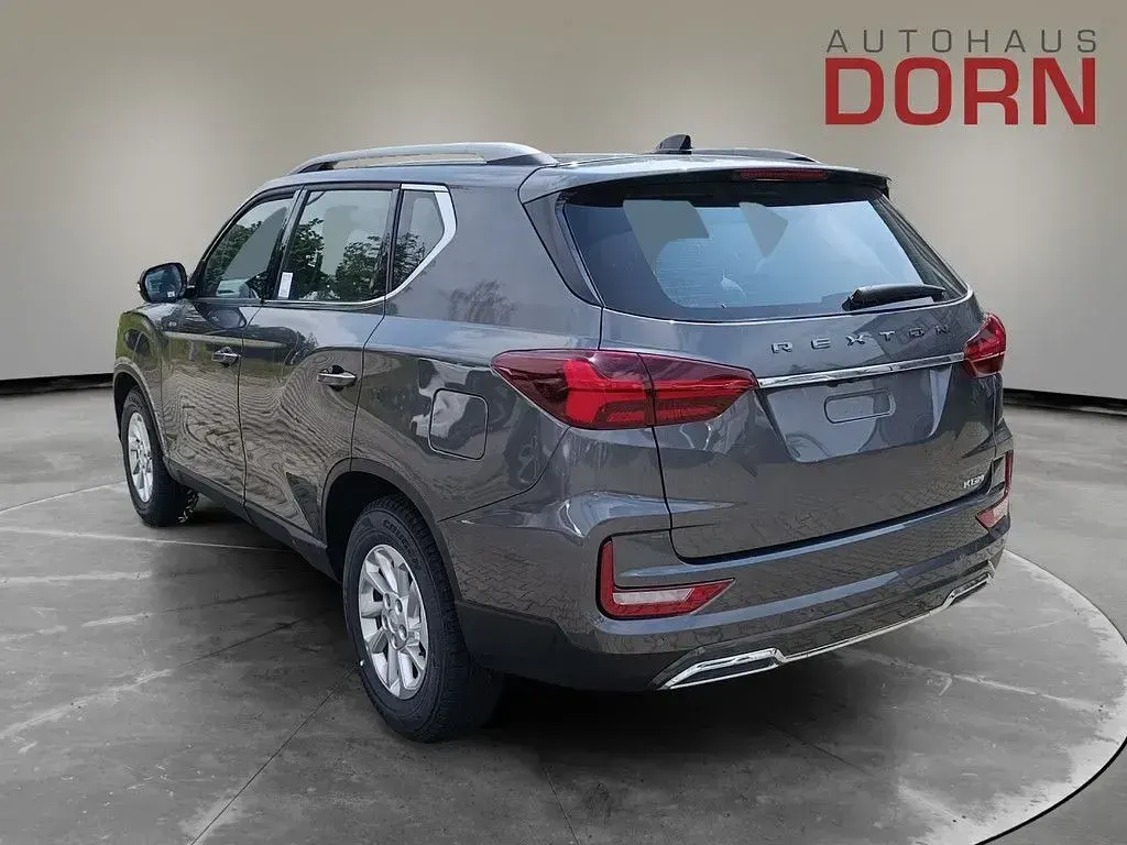 Neu KGM Rexton 201 PS (147 kW) 2025 Grau SUV