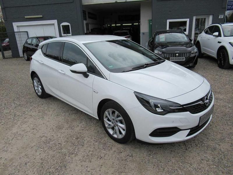 Gebraucht Opel Astra Elegance 110 PS (80 kW) 2020 Weiß Limousine
