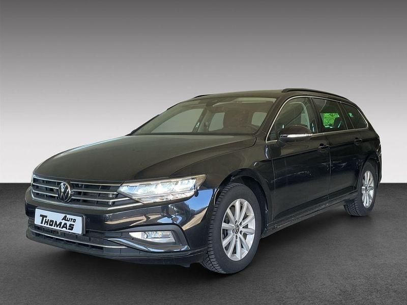 Gebraucht VW Passat Business 190 PS (139 kW) 2023 Deep black perleffekt Kombi