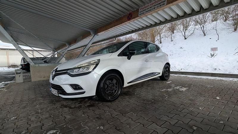 Gebraucht Renault Clio IV Bose Edition 118 PS (86 kW) 2017 Weiß Limousine