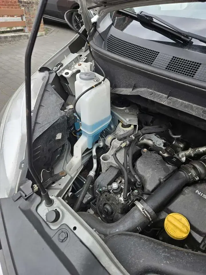 Gebraucht Nissan NV200 Comfort 90 PS (66 kW) 2015 Silber Van / Kleinbus