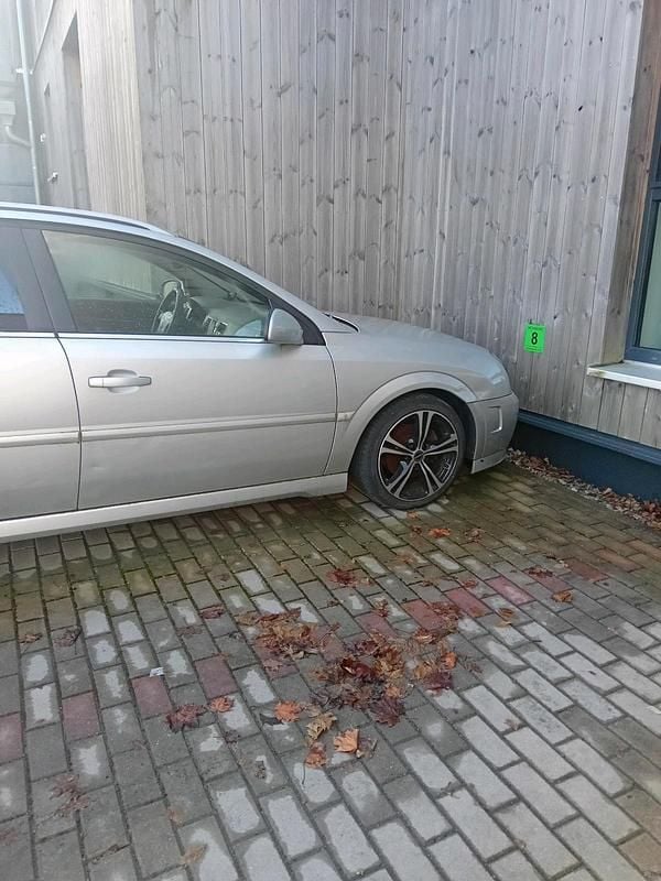 Gebraucht Opel Signum 147 PS (108 kW) 2004 Silber Kleinwagen