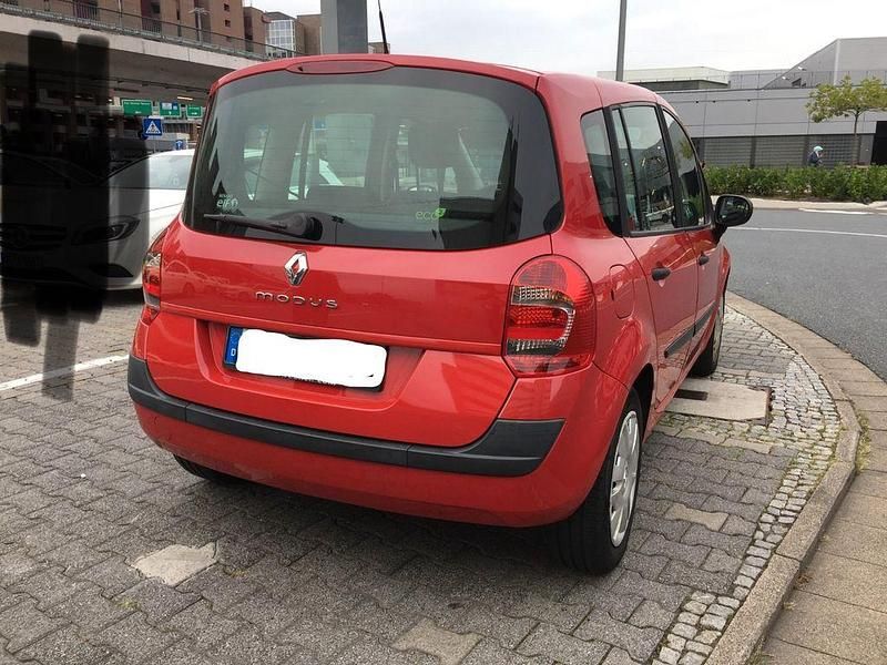Gebraucht Renault Modus Dynamique 101 PS (74 kW) 2008 Rot Van / Kleinbus