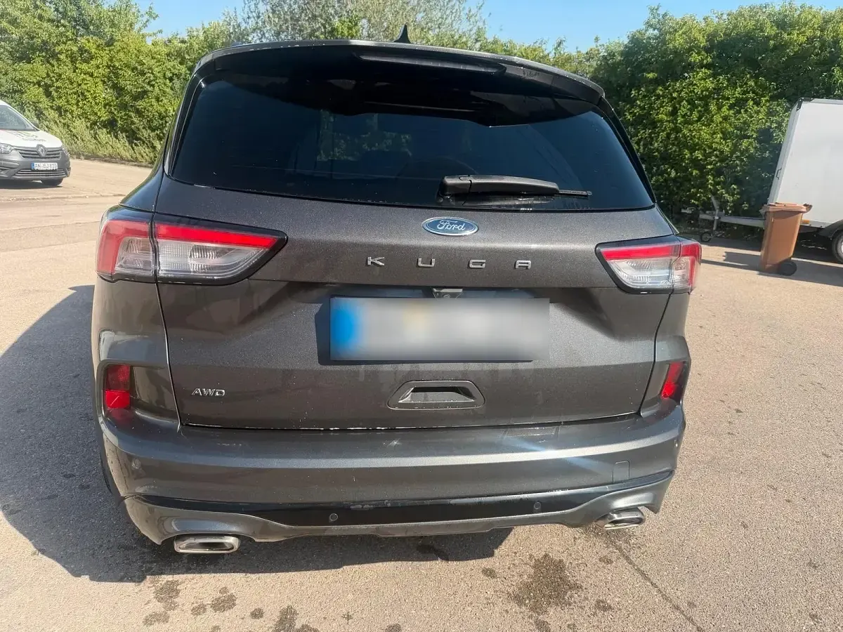 Gebraucht Ford Kuga ST-Line 190 PS (139 kW) 2020 Grau SUV