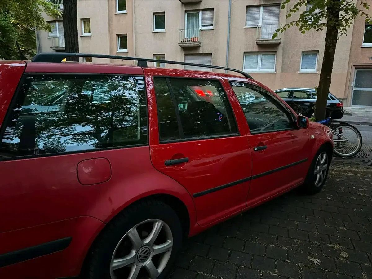 Gebraucht VW Golf IV 85 PS (62 kW) 2001 Rot Limousine
