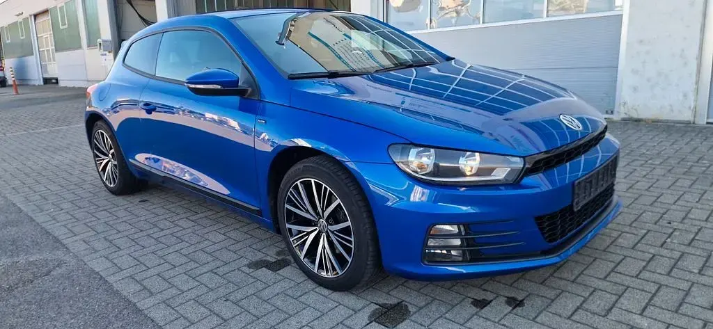 Gebraucht VW Scirocco Allstar 179 PS (131 kW) 2016 Blau Coupé
