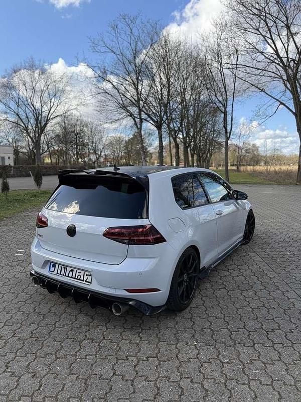 Gebraucht VW Golf VII GTI 245 PS (180 kW) 2017 Grau Kleinwagen