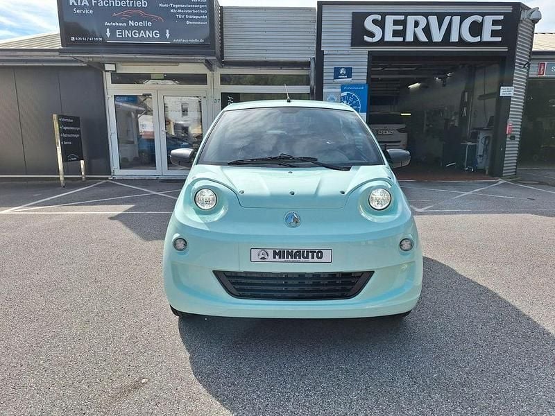 Neu Aixam Minauto 2025 Grün Kleinwagen