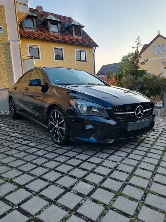 Gebraucht Mercedes CLA180 AMG line 109 PS (80 kW) 2014 Violett Coupé