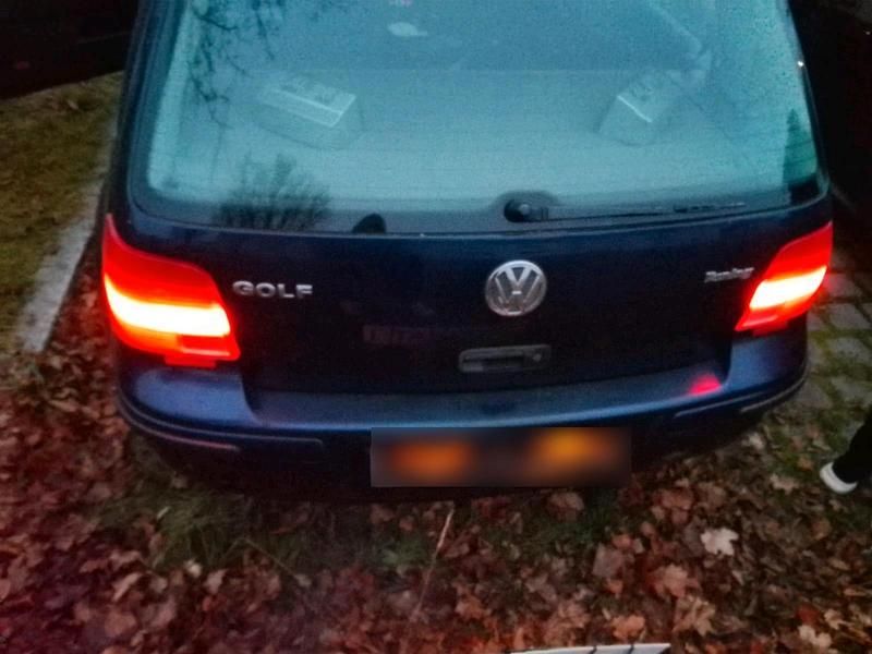 Usata VW Golf IV 75 CV (55 kW) 2000 Blu Utilitaria