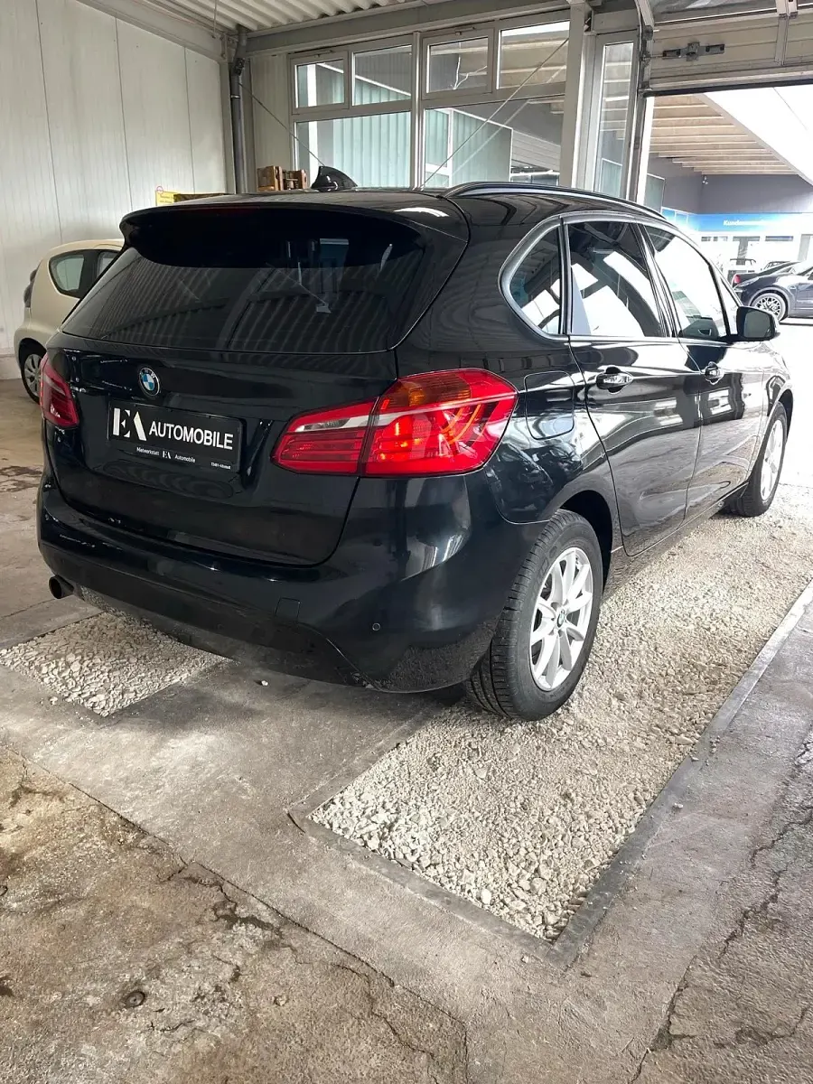 Używany BMW 218 150 KM (110 kW) 2015 Czarny Kombi
