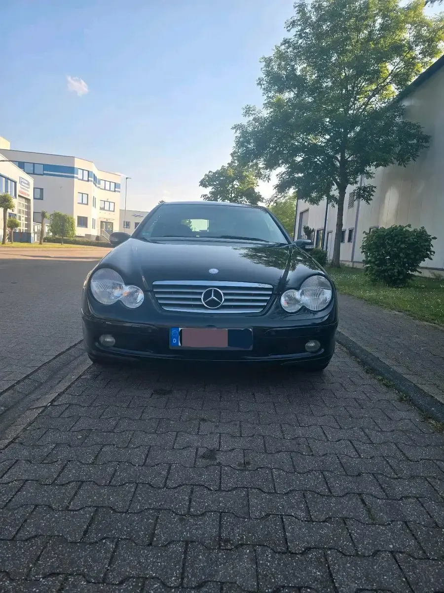 Occasion Mercedes C220 150 ch (110 kW) 2004 Noir Coupé