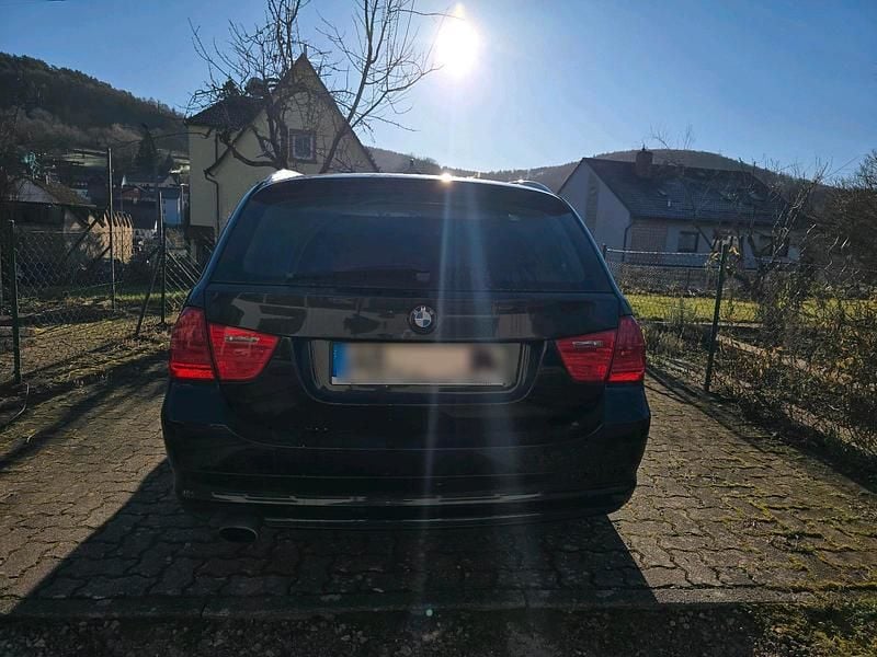 Gebraucht 2012 BMW 320 Kombi | 5.800 € (Superpreis) - Bild 1/4
