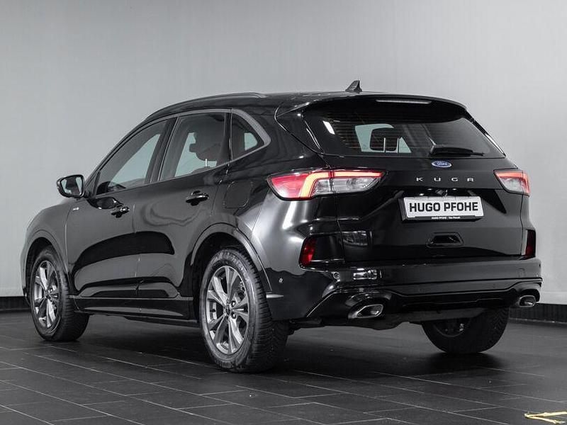 Gebraucht Ford Kuga ST-Line 120 PS (88 kW) 2023 Agate black SUV