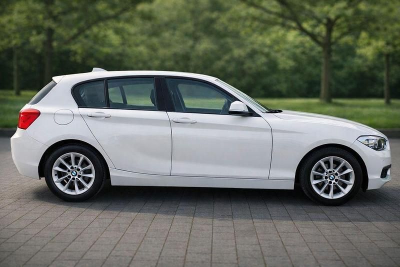 Gebraucht BMW 118 Performance 136 PS (100 kW) 2017 Weiß Kleinwagen