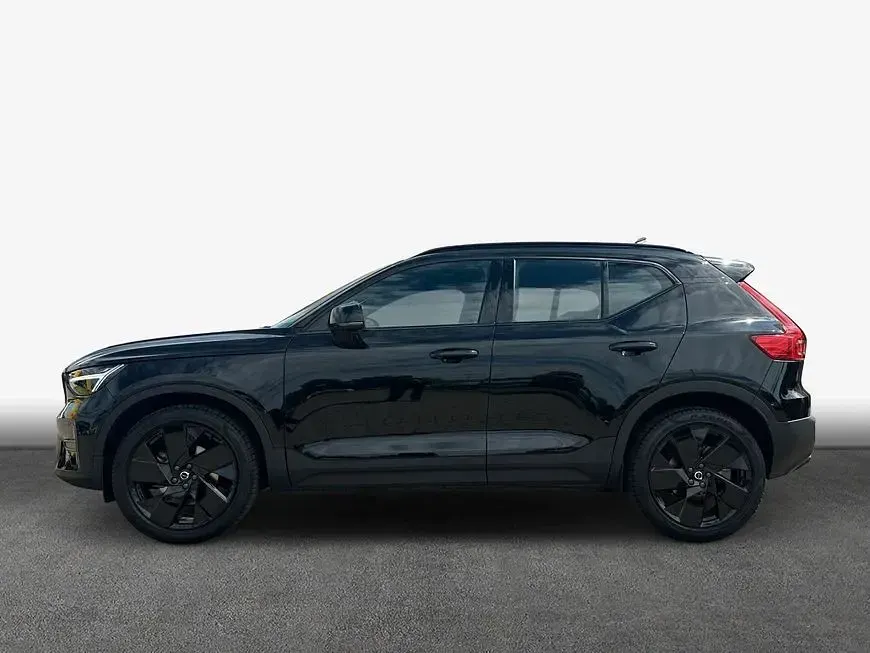 Gebraucht Volvo XC40 Plus 163 PS (119 kW) 2025 Schwarz SUV