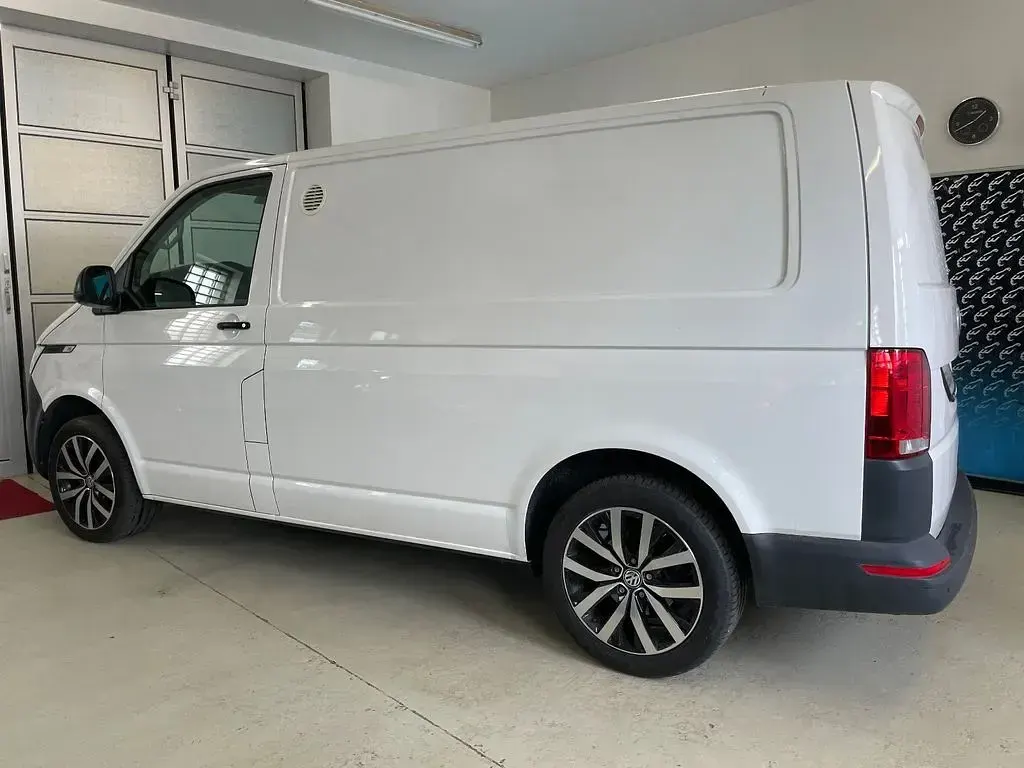 Gebraucht VW Transporter 110 PS (80 kW) 2021 Weiß Van