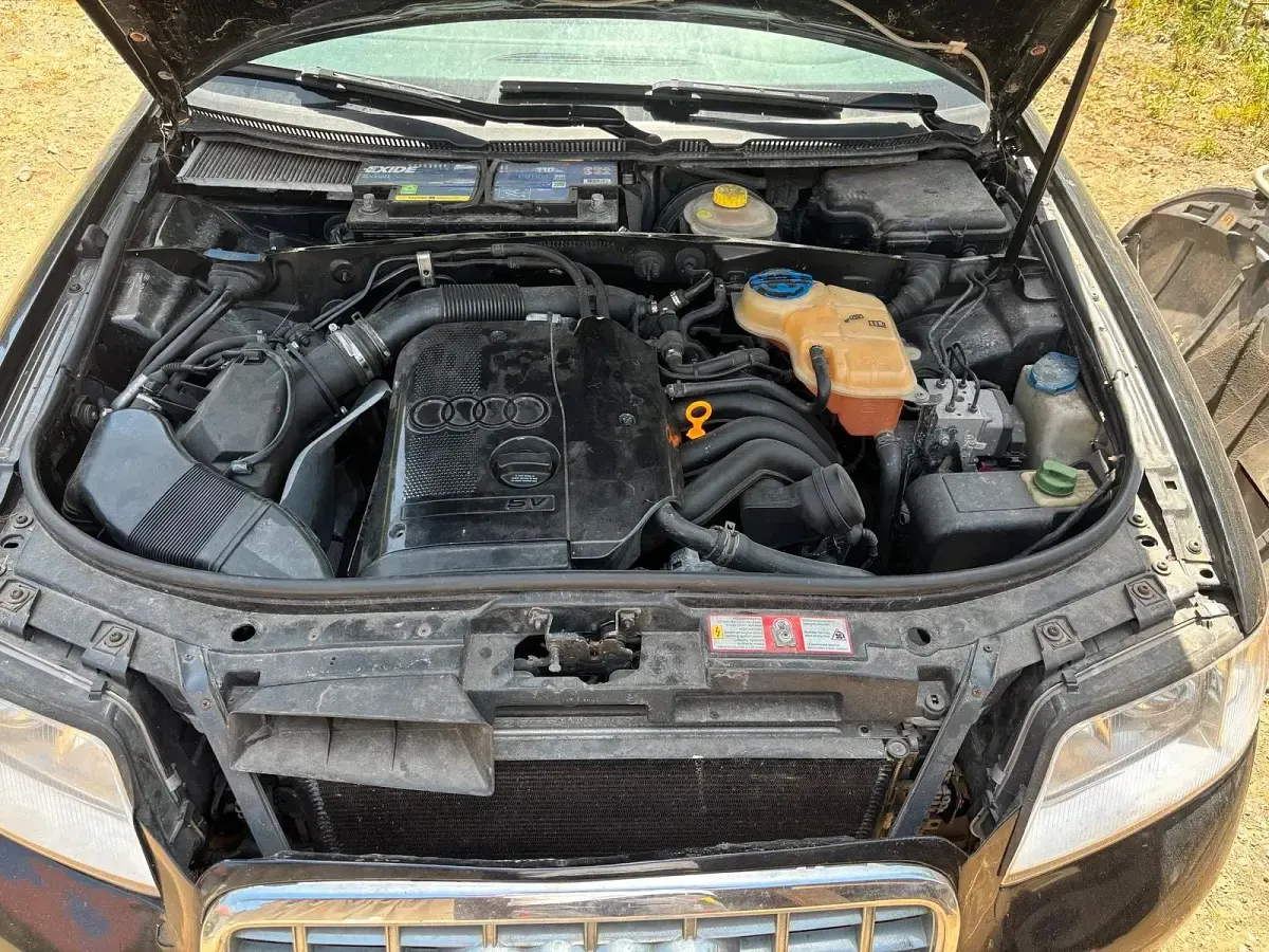 Gebraucht Audi A6 160 PS (117 kW) 1999 Schwarz Kombi