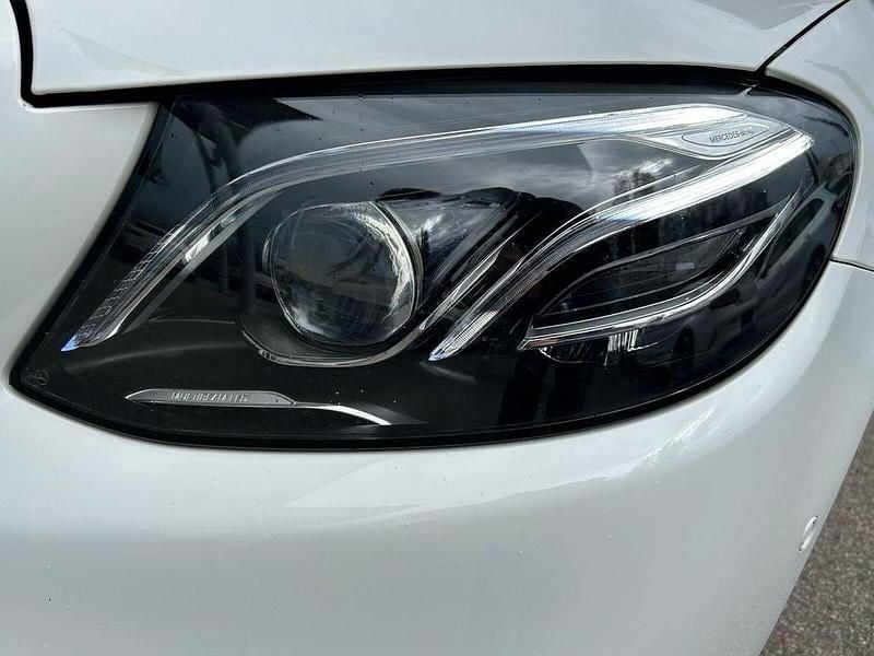 Gebraucht Mercedes E53 AMG AMG 435 PS (319 kW) 2020 Weiß Cabrio
