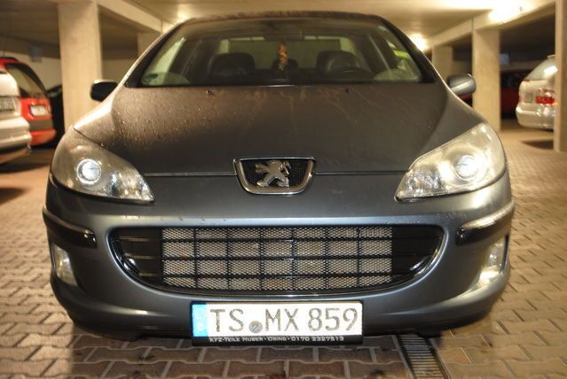 Grau metallic Gebraucht 2004 Peugeot 407 Tendance Limousine | 5.500 € - Bild 1/4