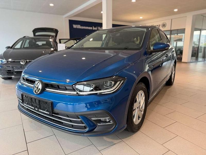 Blau Gebraucht 2022 VW Polo Style Kleinwagen | 20.990 € (Fairer Preis) - Bild 1/4