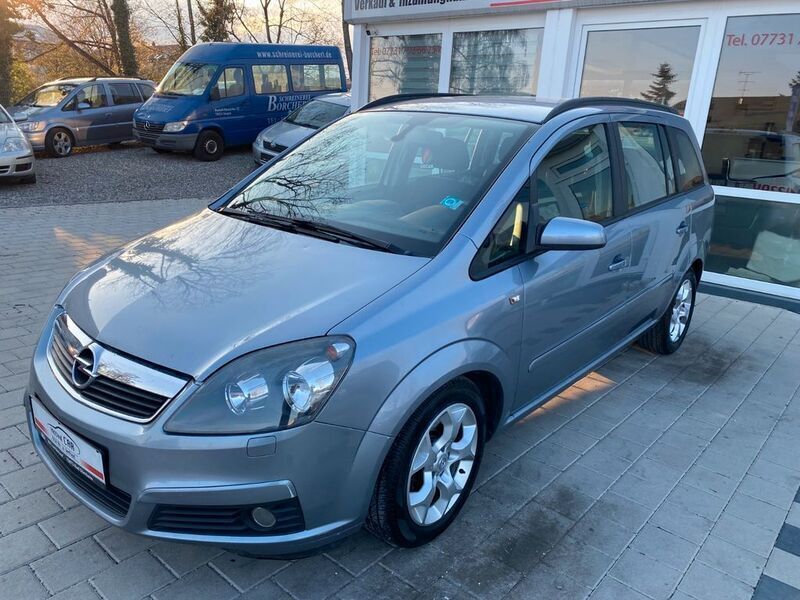 Gebraucht Opel Zafira Edition 150 PS (110 kW) 2005 Silber Van / Kleinbus