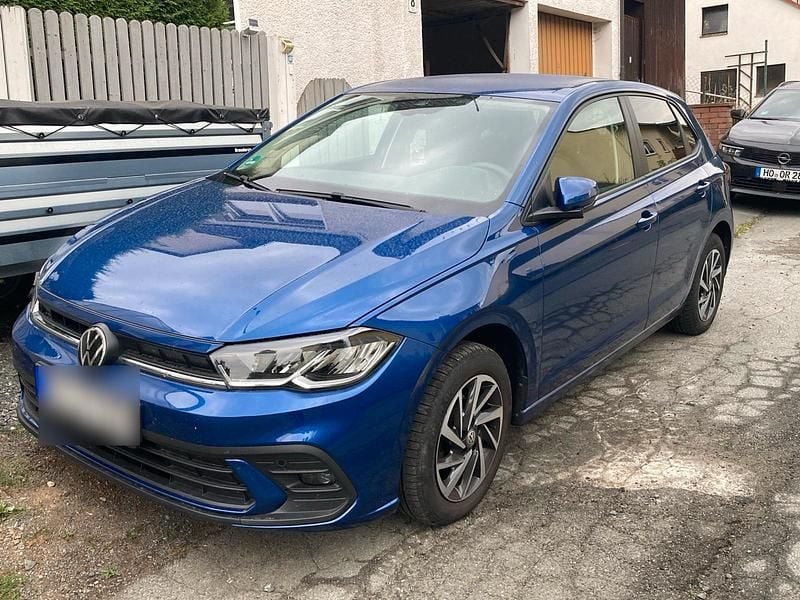 Blau Gebraucht 2022 VW Polo Kleinwagen | 14.399 € (Fairer Preis) - Bild 1/4