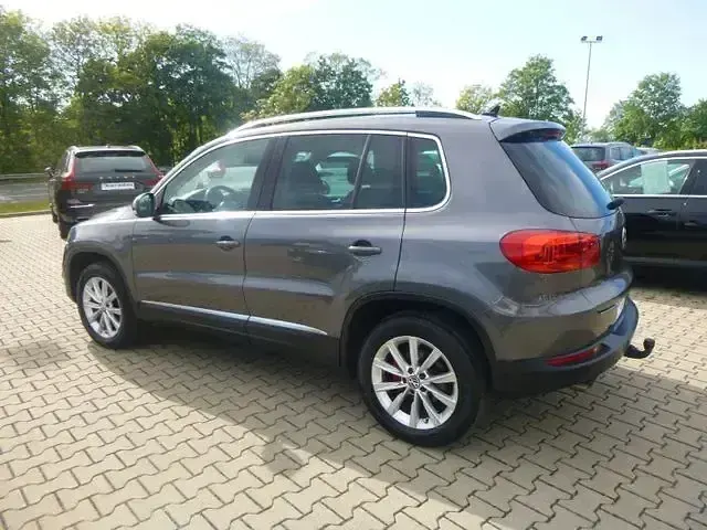 Gebraucht VW Tiguan 160 PS (117 kW) 2012 Grau SUV