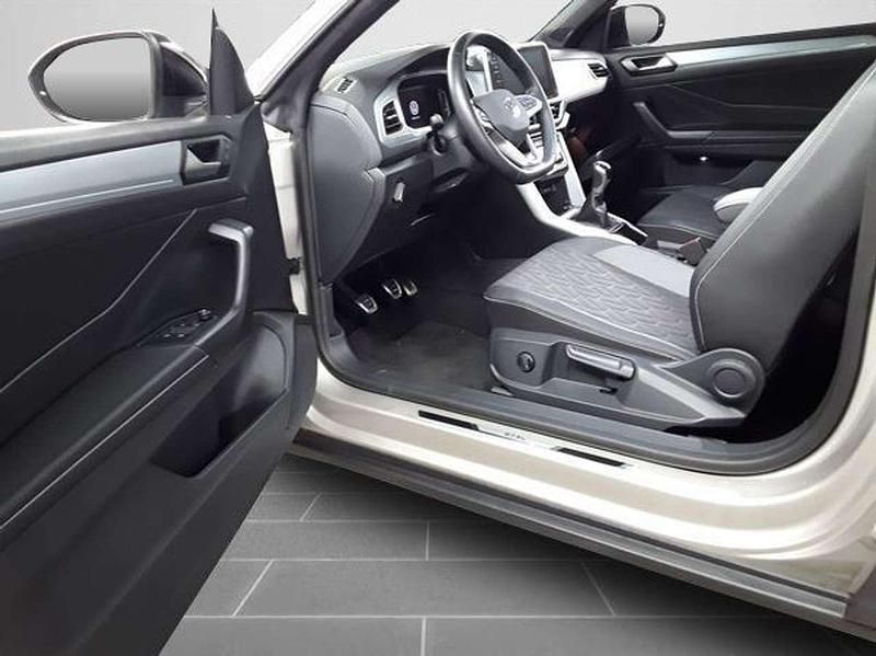 Gebraucht VW T-Roc Cabriolet Goal 150 PS (110 kW) 2025 Ivory silver metallic schwarz Cabrio