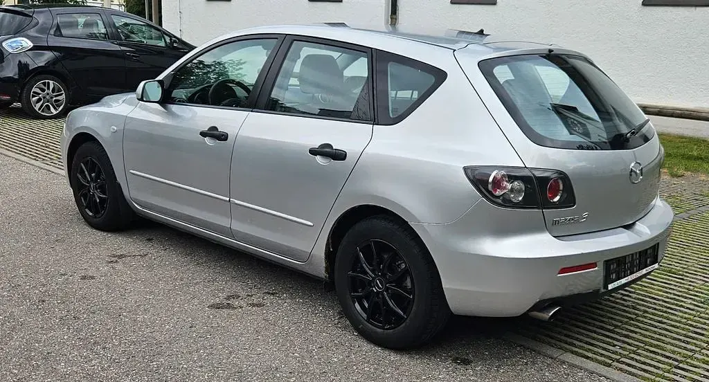 Gebraucht Mazda 3 Comfort 84 PS (61 kW) 2006 Grau Limousine