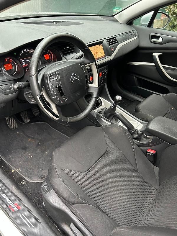 Gebraucht Citroën C5 SELECTION 204 PS (150 kW) 2012 Silber Kombi