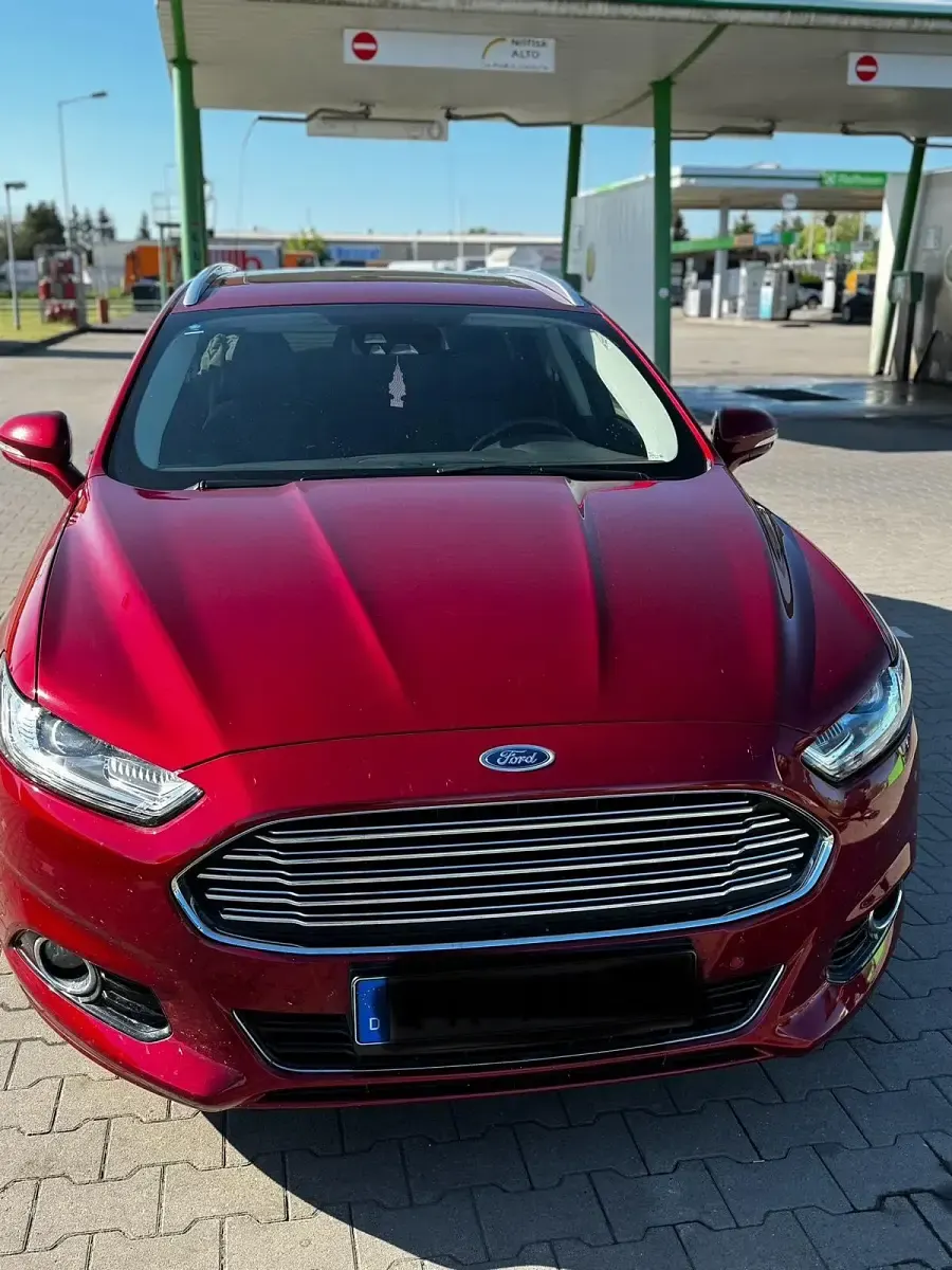 Gebraucht Ford Mondeo 180 PS (132 kW) 2015 Rot Kombi