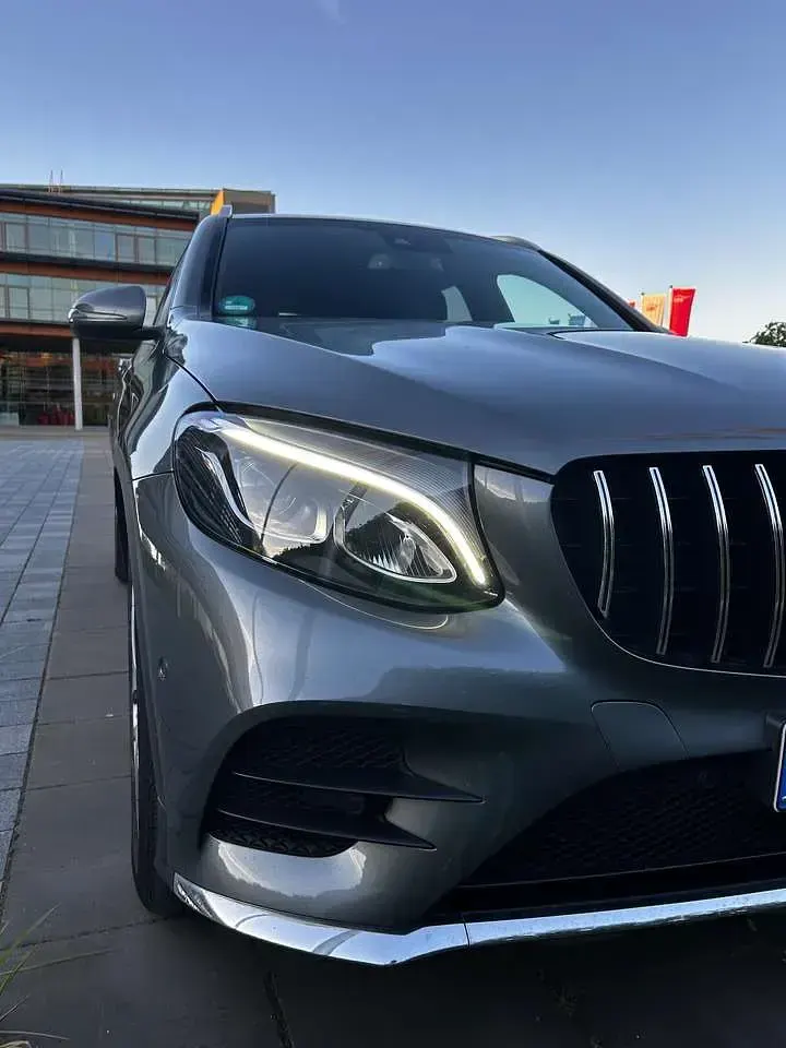 Gebraucht Mercedes GLC250 AMG line 211 PS (155 kW) 2018 Grau SUV