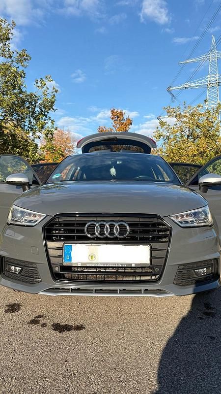 Grau Gebraucht 2018 Audi A1 S-Line Kleinwagen | 16.500 € - Bild 1/4