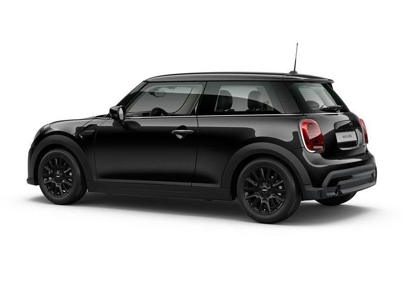 Gebraucht Mini Cooper Classic 136 PS (100 kW) 2023 Schwarz Kleinwagen